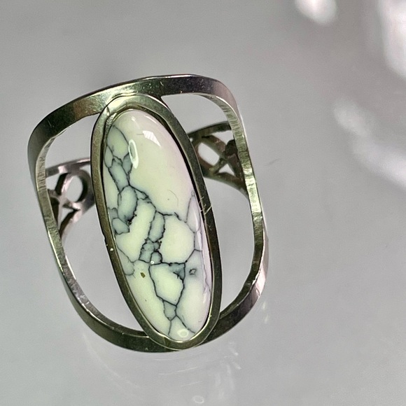 NWT Stainless Steel Silver enamel Woman ring Size 7 - Picture 6 of 15